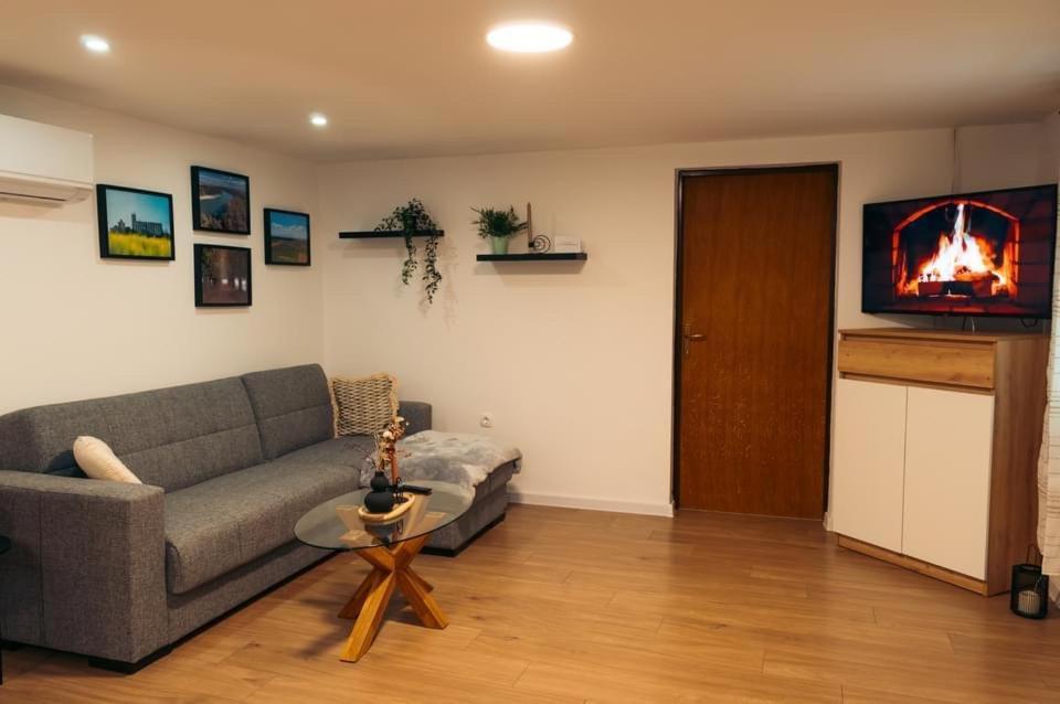 Merak Donji Miholjac Exteriér fotografie